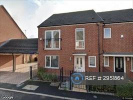House Vickers Close in Newcastle-under-Lyme