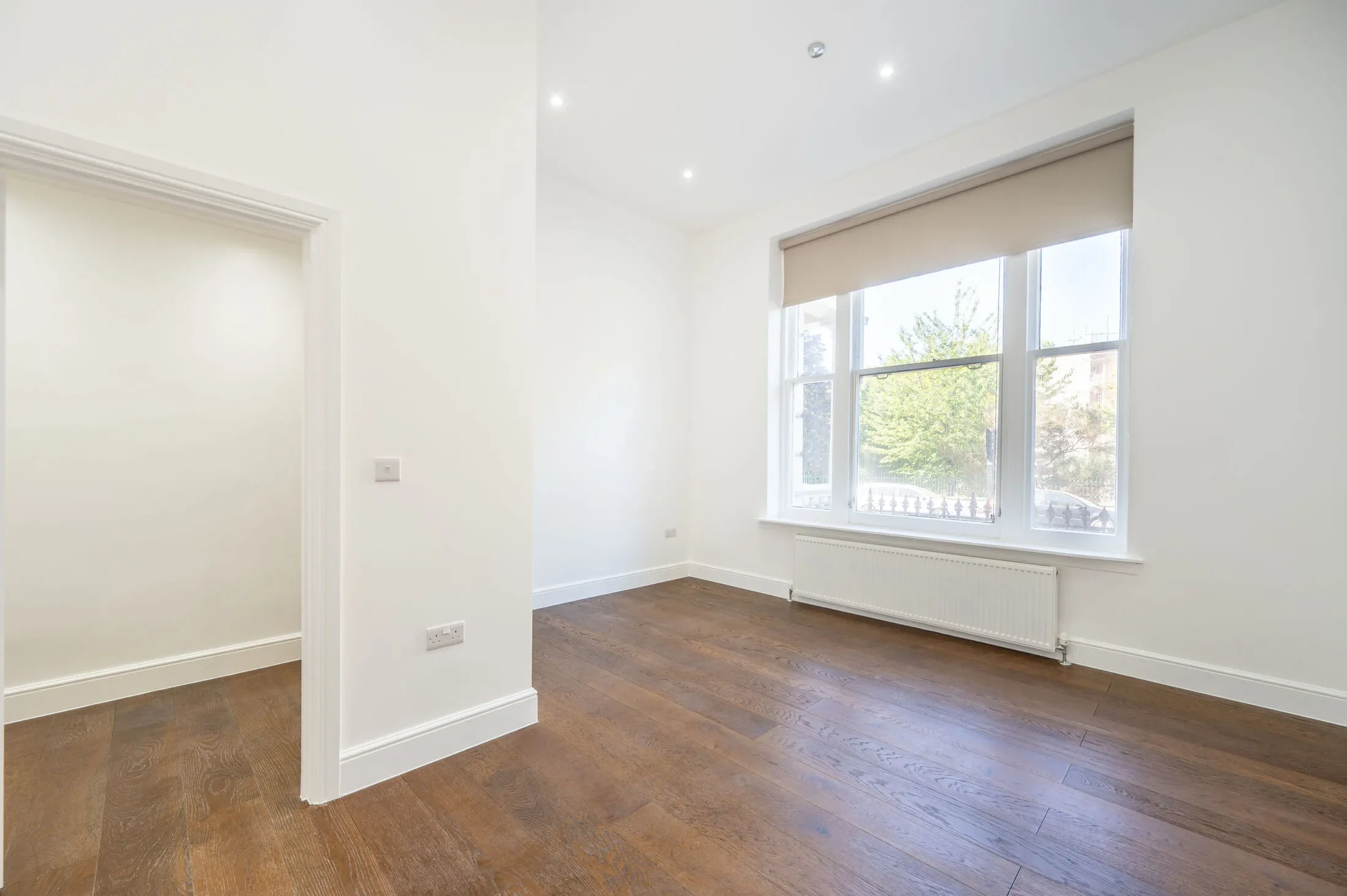 Flat Gloucester Terrace in City of Westminster