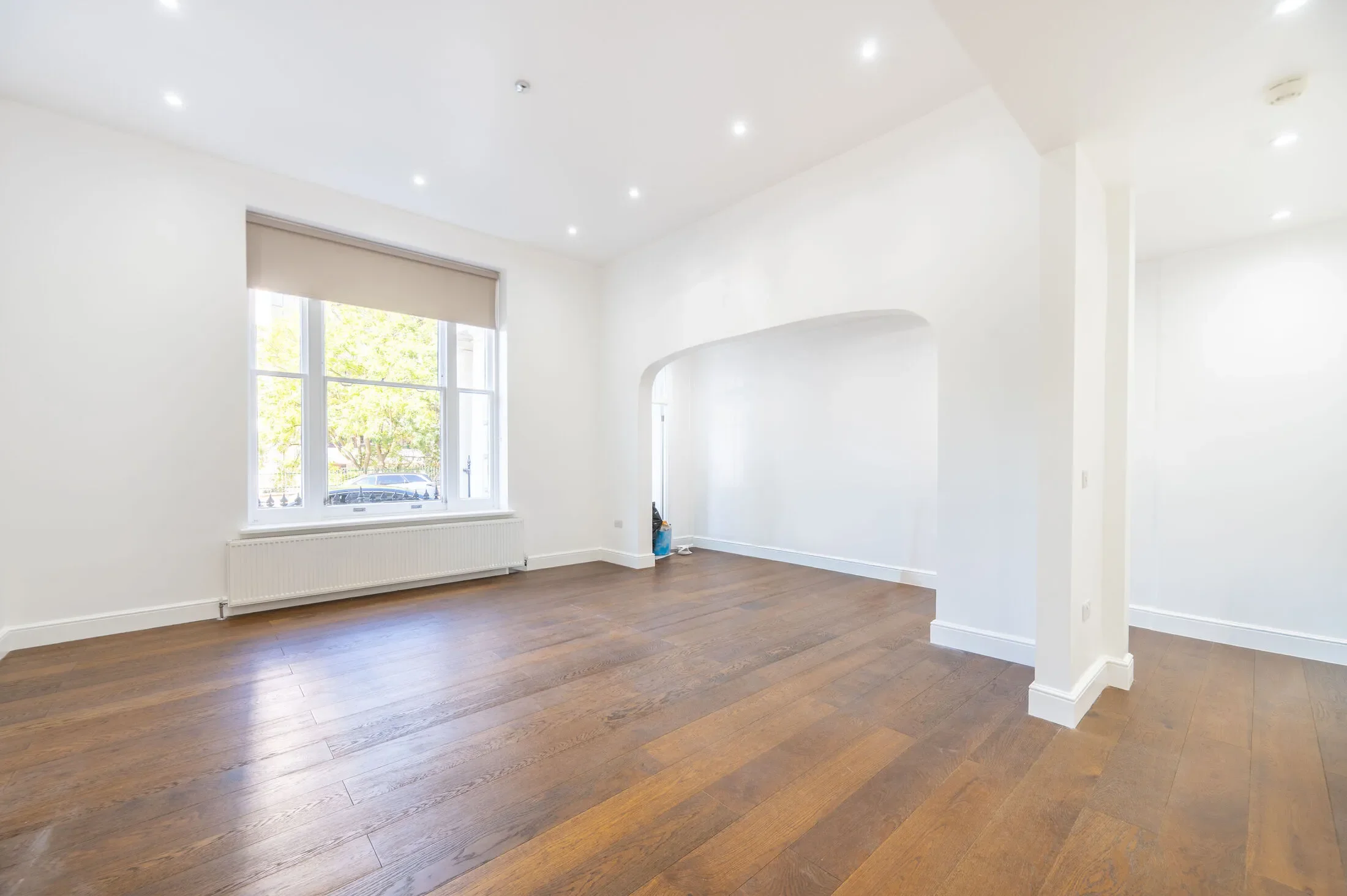 Flat Gloucester Terrace in City of Westminster