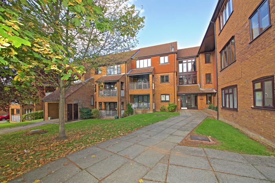 Flat Woodhouse in Brockenhurst