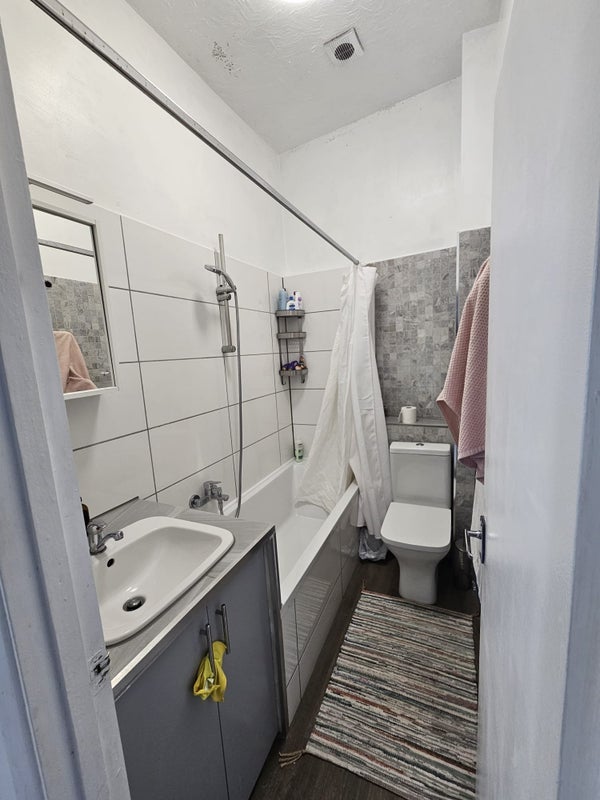Room Newington Green in Greater London