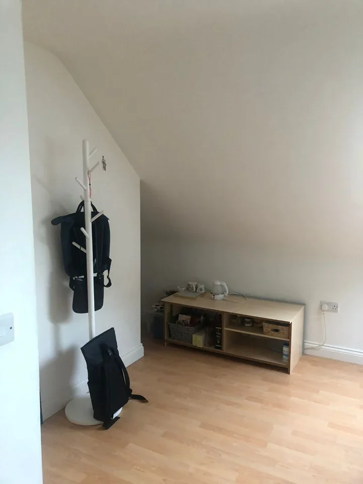 Room Broad Oak Lane in Manchester