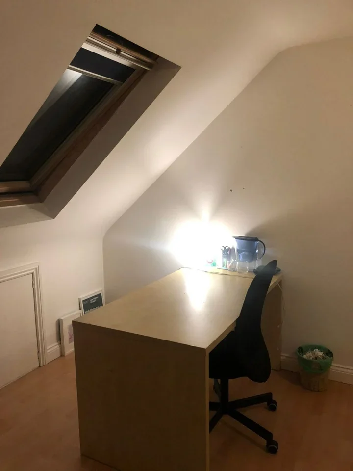 Room Broad Oak Lane in Manchester