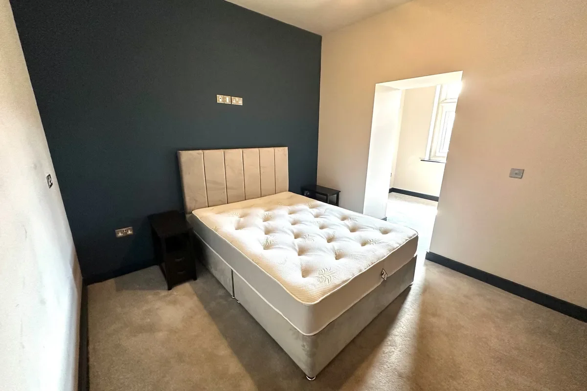 Flat Blenheim Road in Wallasey