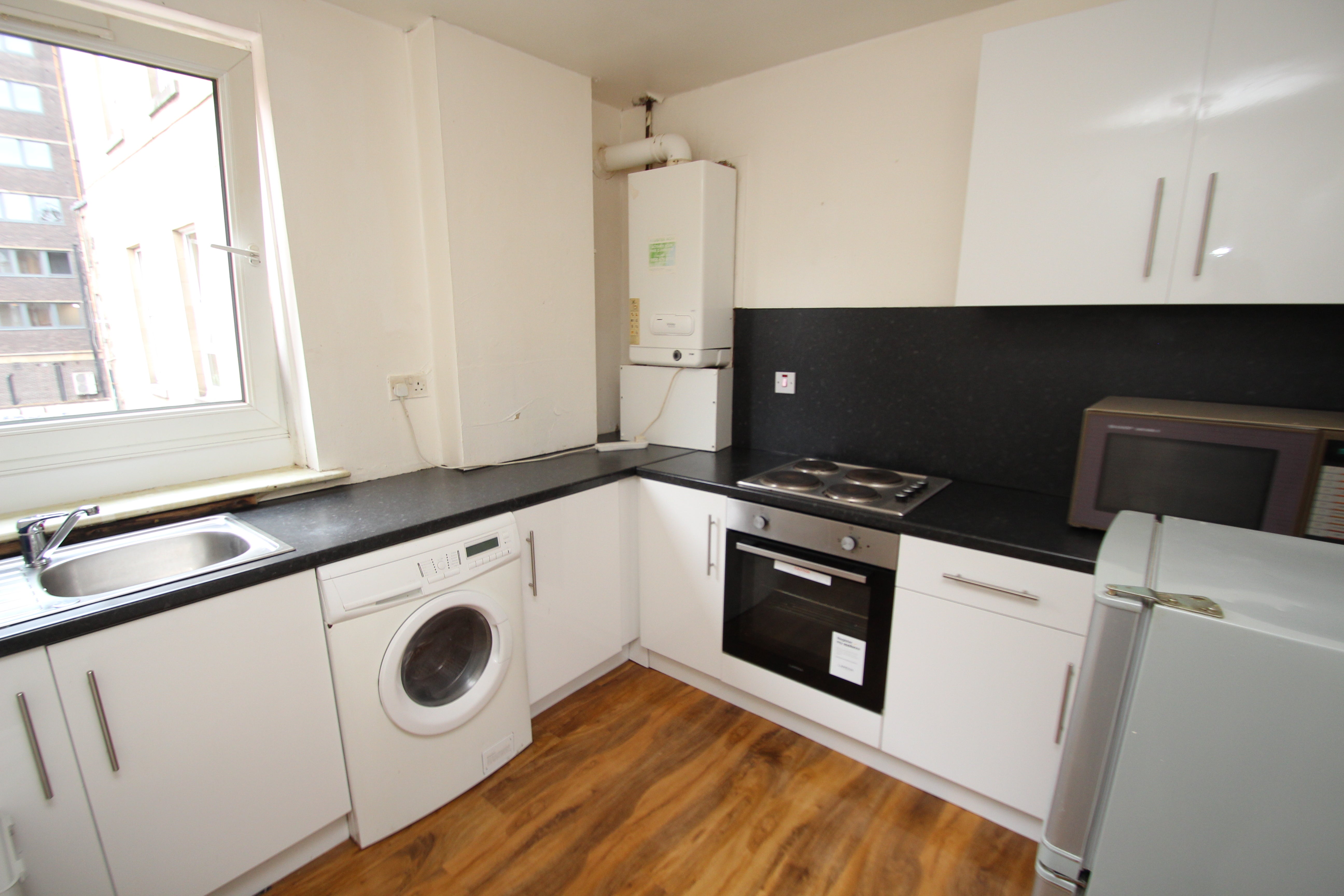 Flat Sauchiehall Street in Glasgow