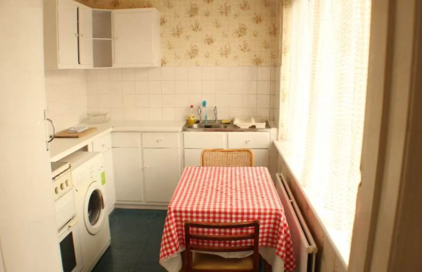 Flat Westbury Road in Greater London