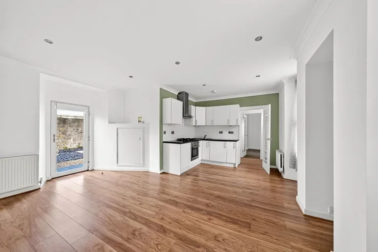 Flat Jarvey Street in Bathgate