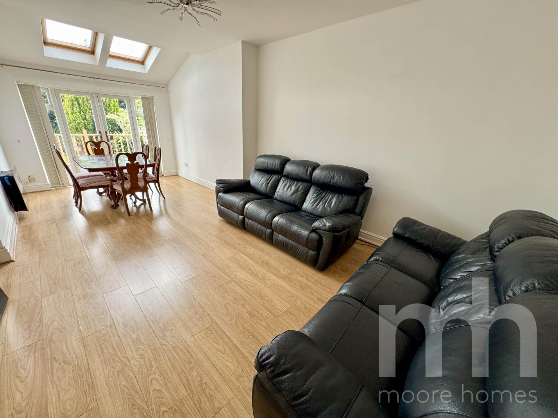 House Wilmslow Road in Cheadle