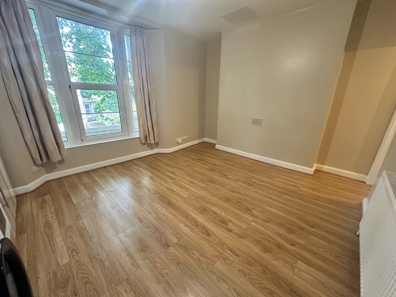 Flat Cheltenham Road in Bristol