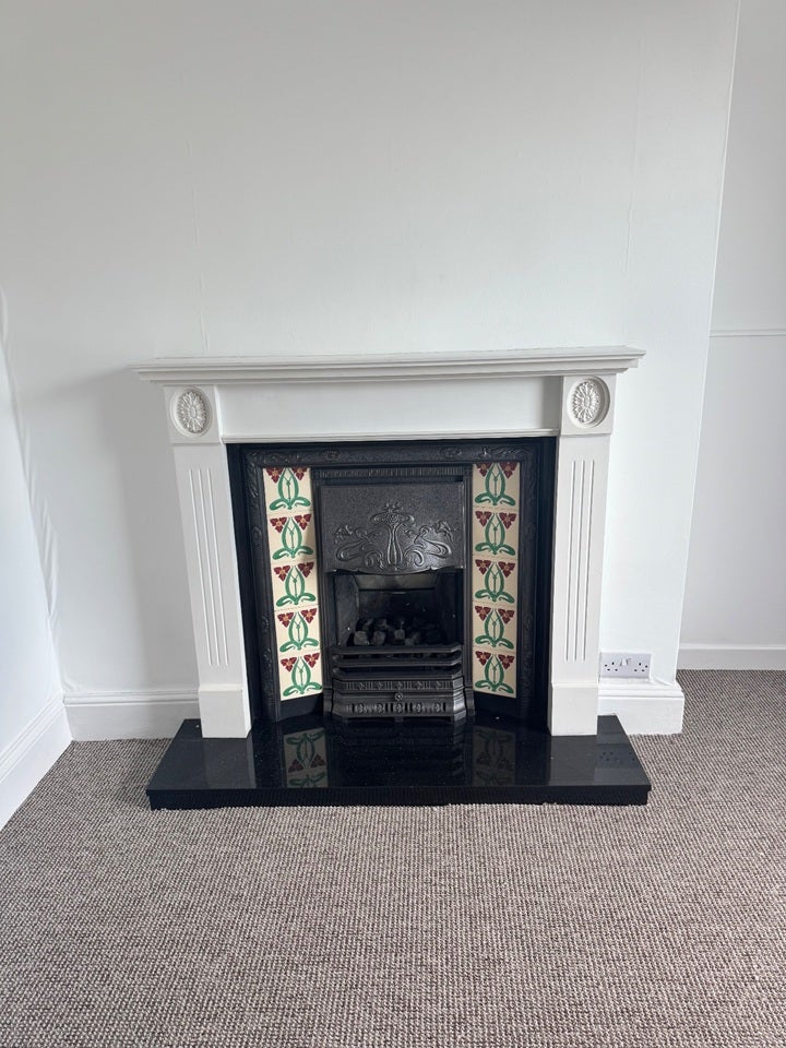 Flat Laira Avenue in Plymouth