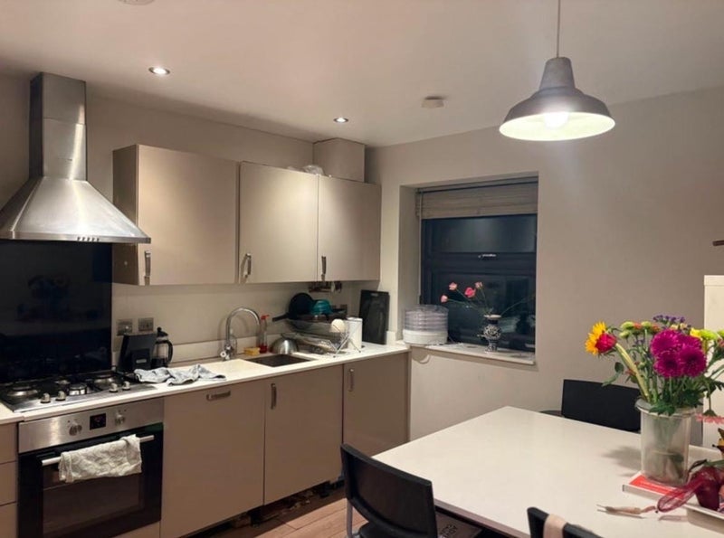 Room Parkhurst Road in Greater London