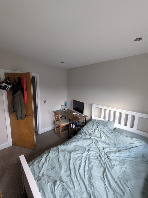 Room Parkhurst Road in Greater London