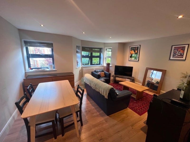 Room Parkhurst Road in Greater London