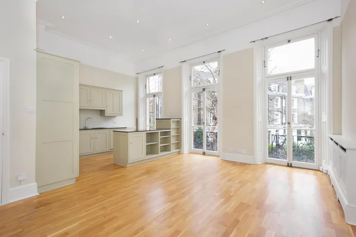 Flat Gledhow Gardens in Greater London