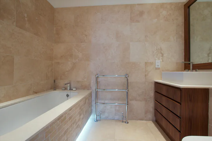 Flat Gledhow Gardens in Greater London