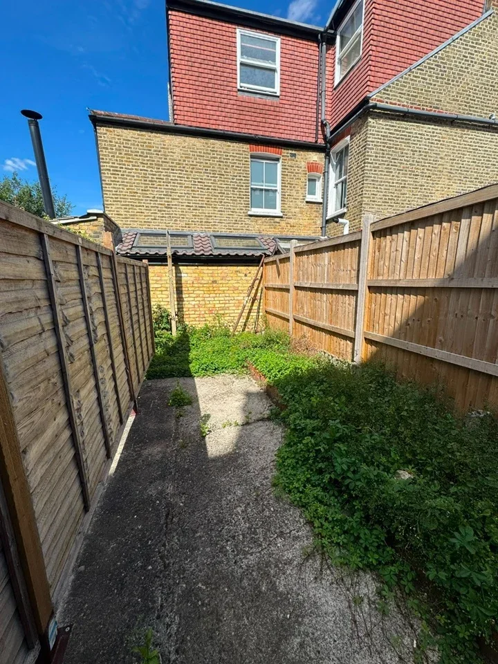 Flat Moyser Road in Greater London