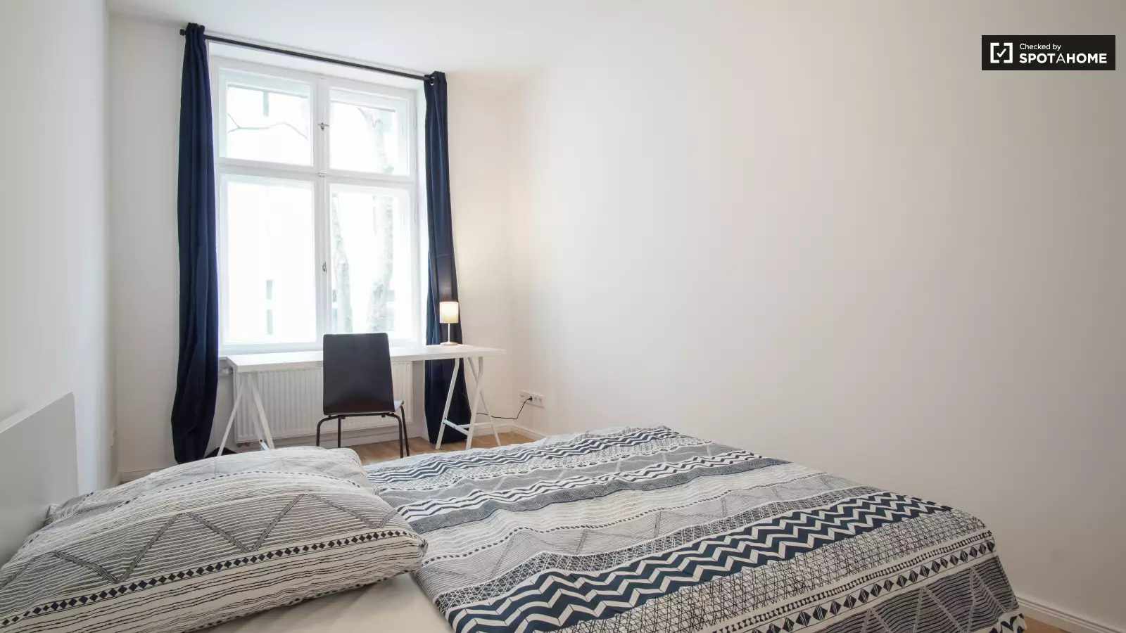 Wohnung Rosenfelder Ring in Berlin