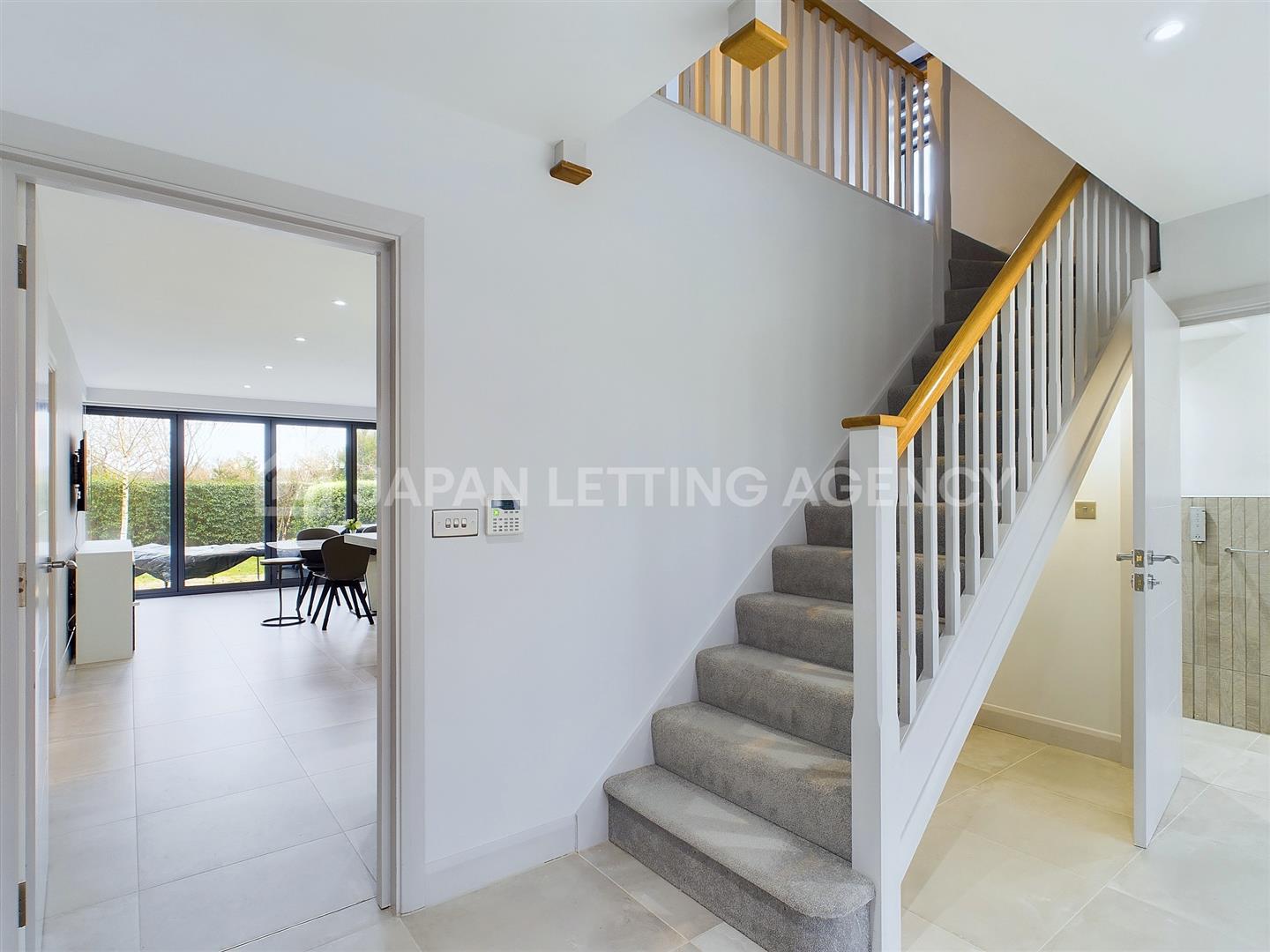 House Burnett Close in Winchester