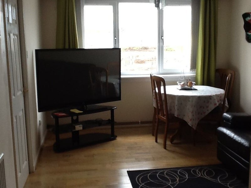 Room Greendykes Road in City of Edinburgh
