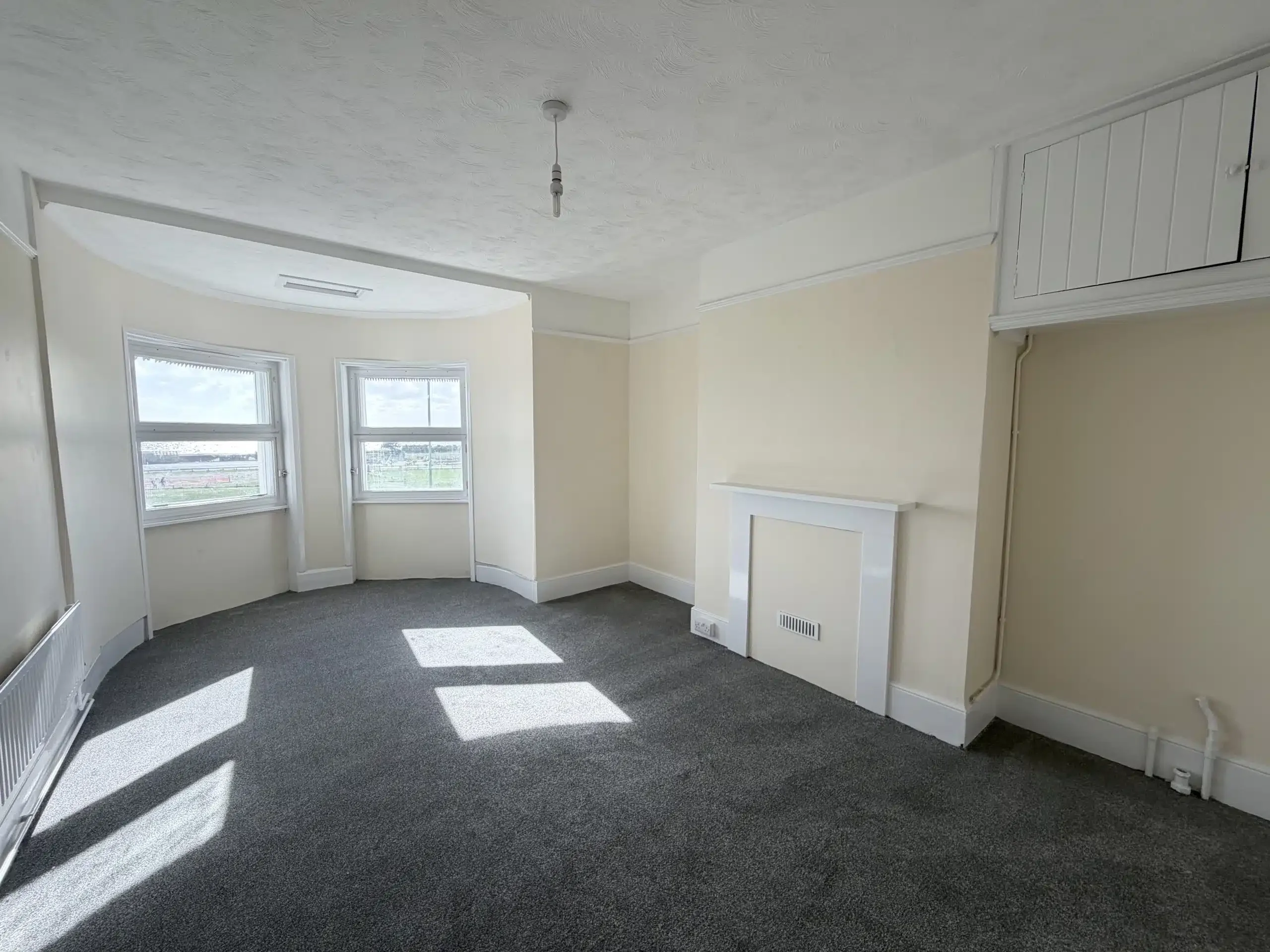 Flat South Terrace in Arun