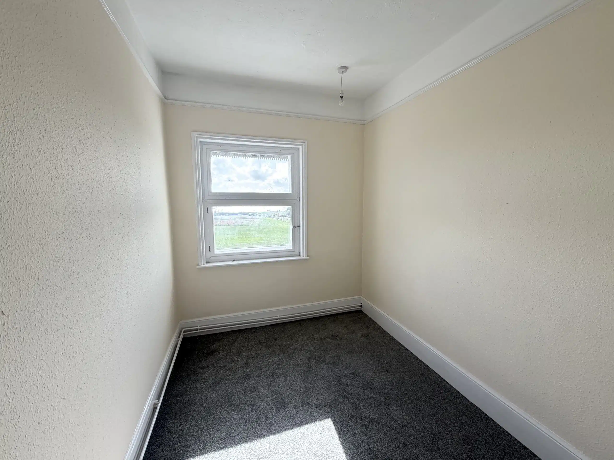 Flat South Terrace in Arun