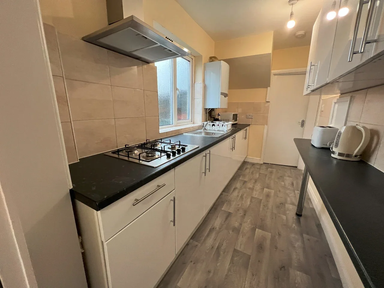 Room Tokyngton Avenue in Greater London