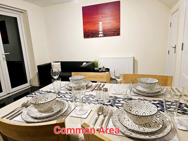 Room Donns Close in Bristol