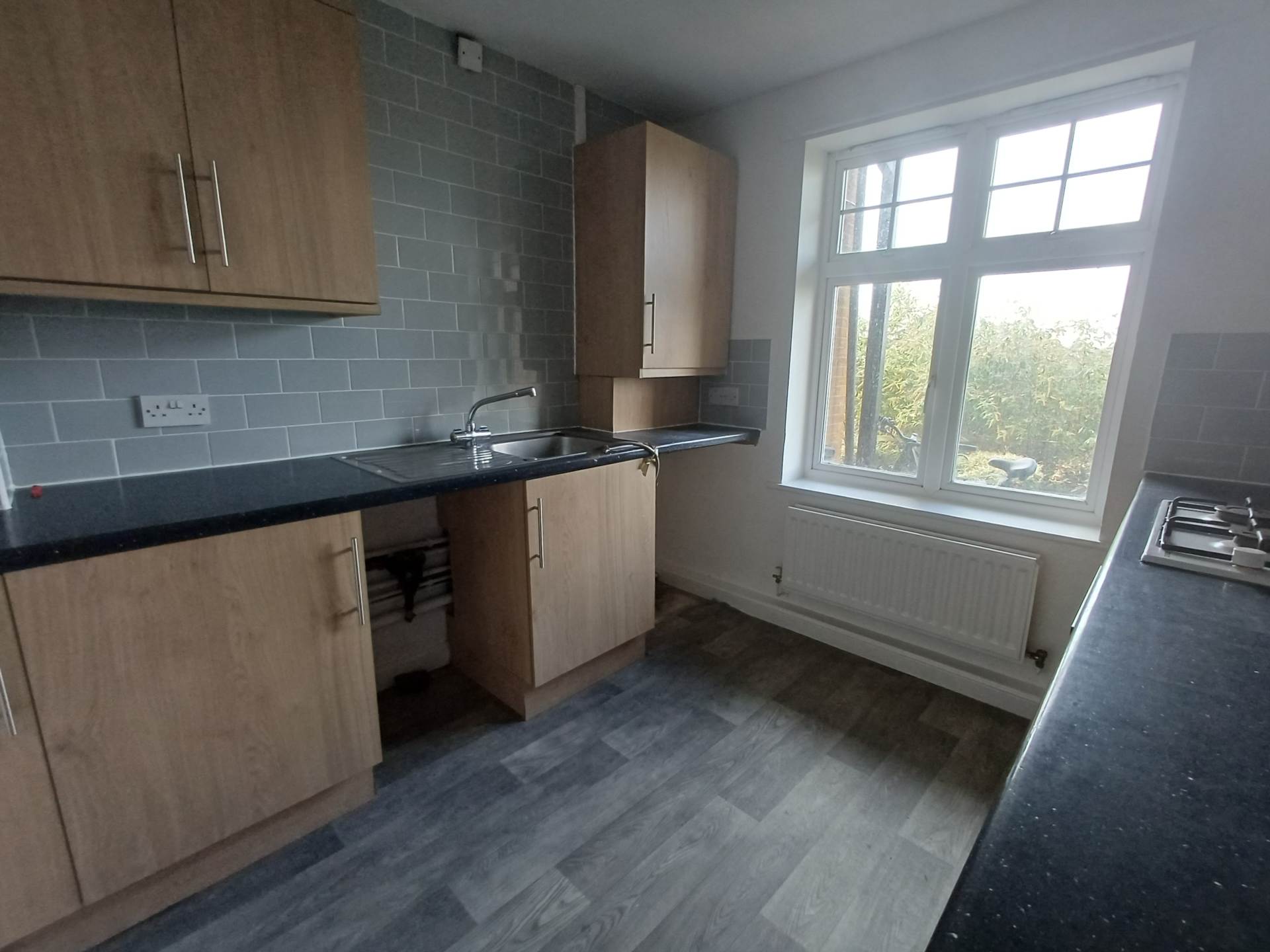 Flat Greenhaven Drive in Greater London