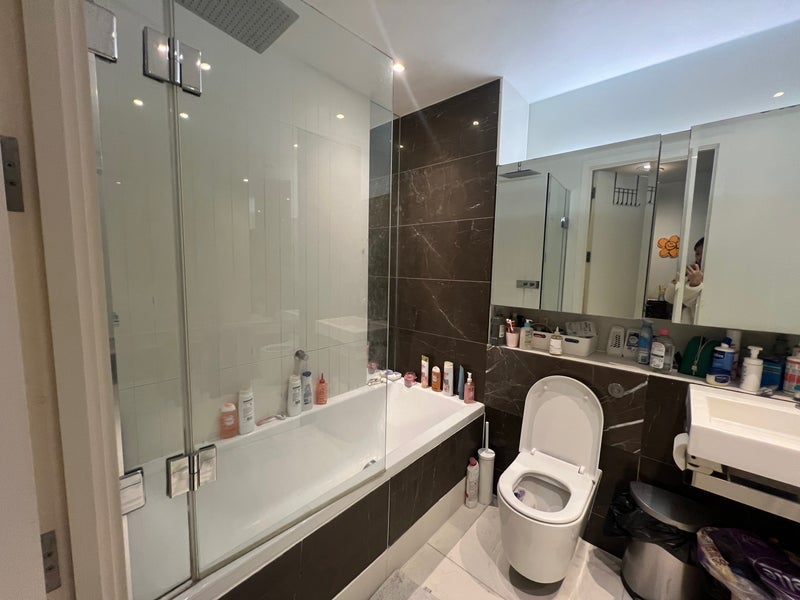Room Alexia Square in Greater London