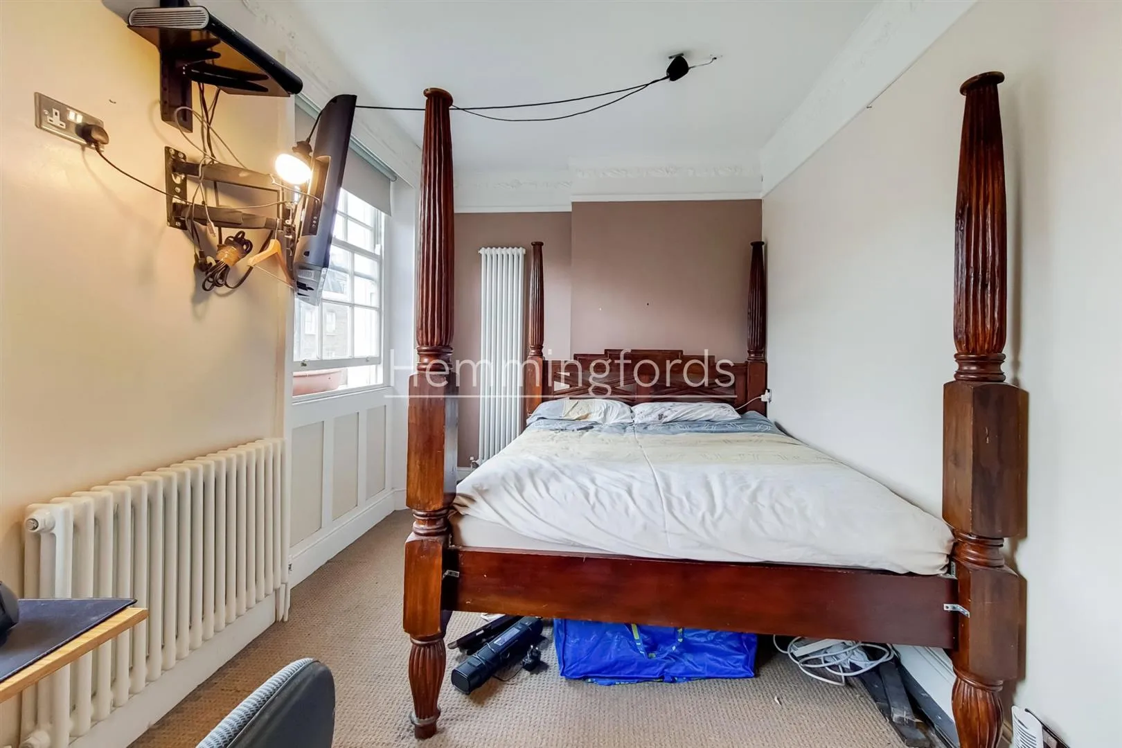 Flat Swinton Street in Greater London