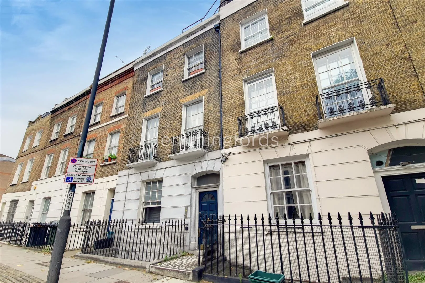 Flat Swinton Street in Greater London
