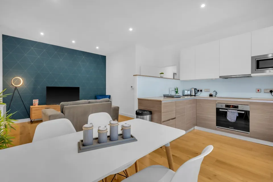 Flat Balfour Road in Greater London