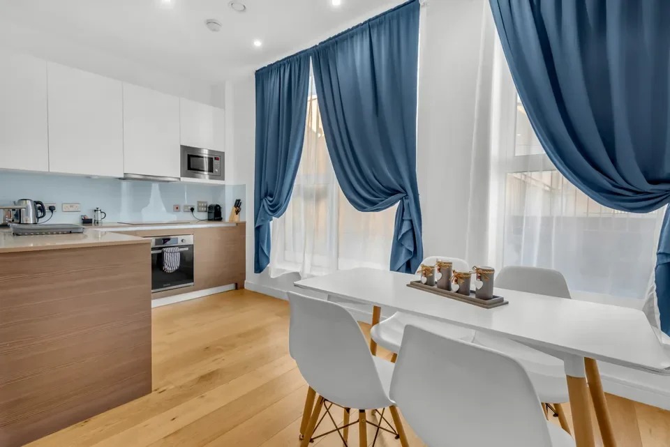 Flat Balfour Road in Greater London