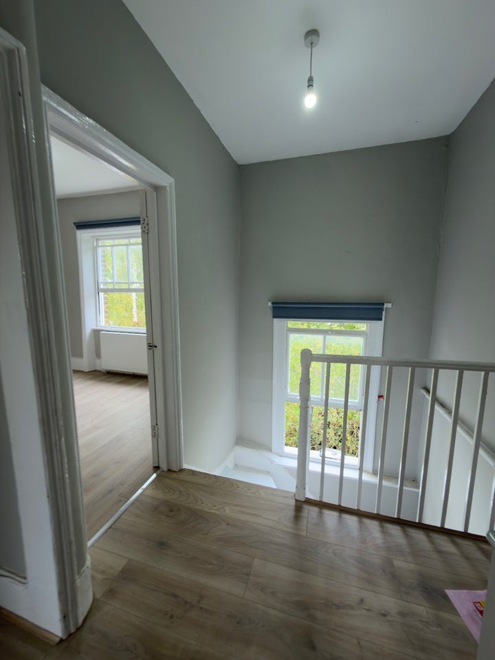 Flat Victorian Grove in Greater London