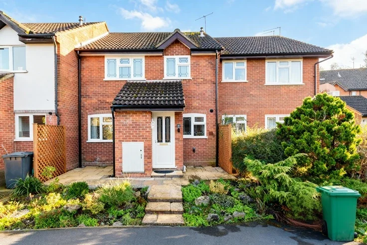 House Clayhanger in Guildford