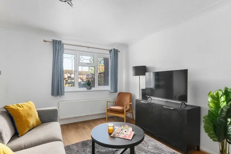House Clayhanger in Guildford