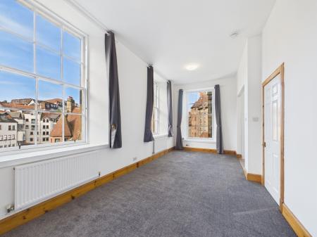 Flat Dean Path in City of Edinburgh