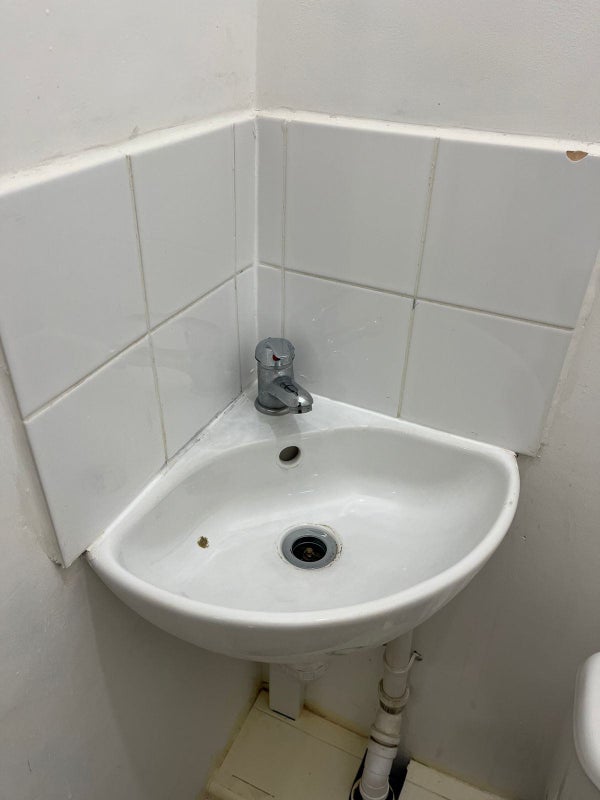Room Friarswood Road in Newcastle-under-Lyme