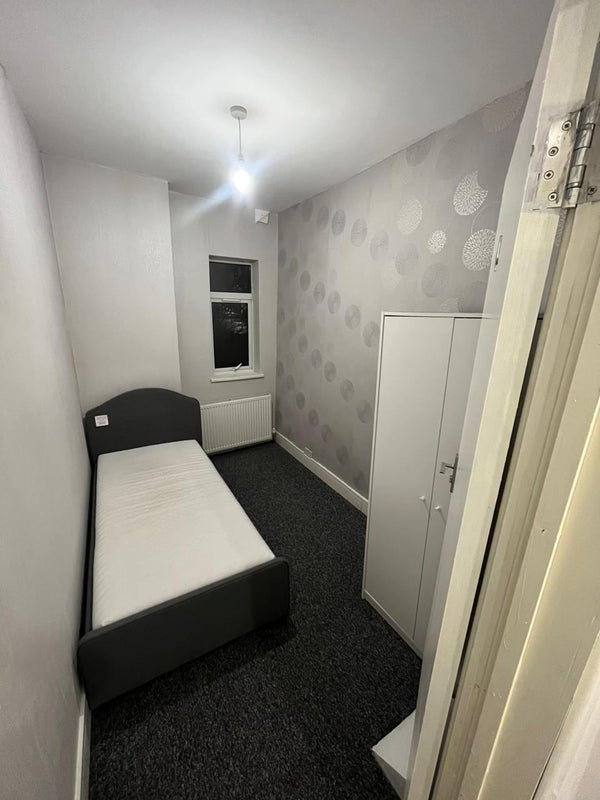 Room Friarswood Road in Newcastle-under-Lyme