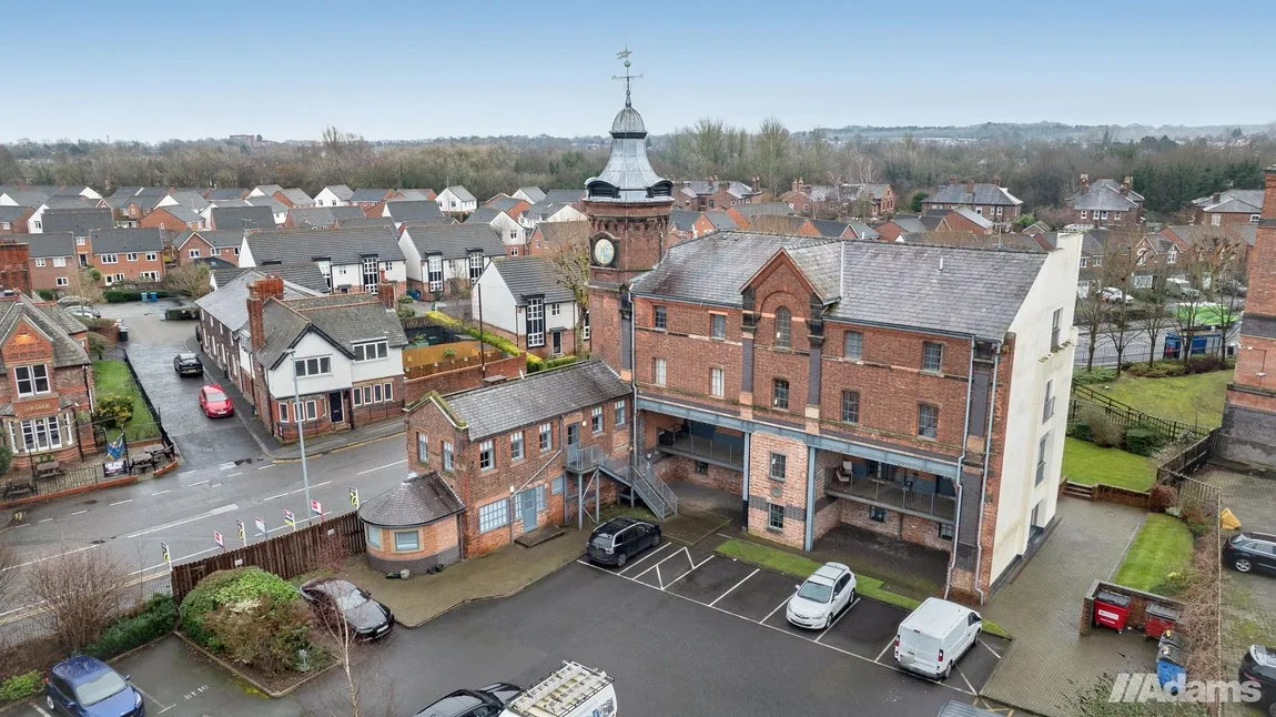 Flat St Elphins Close in Warrington