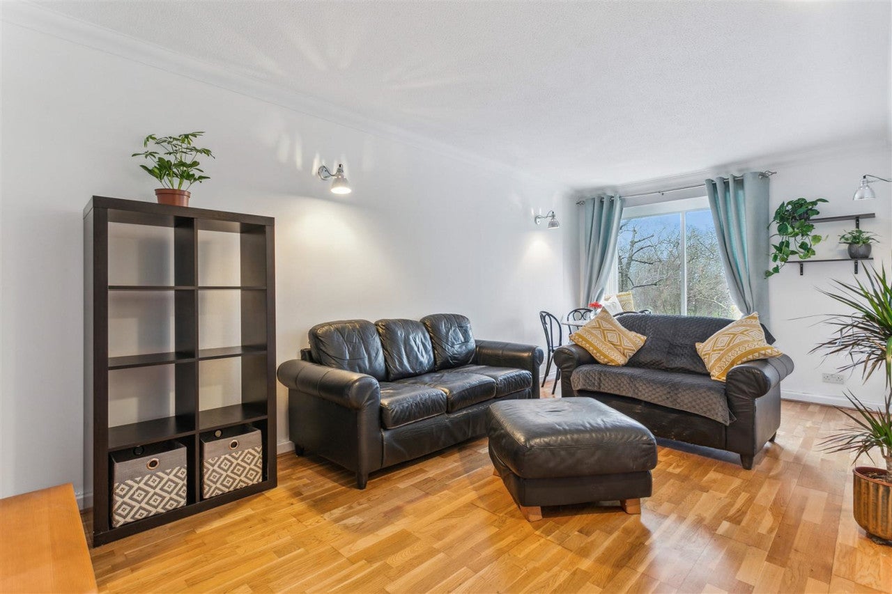Flat Clapham Common South Side in Greater London