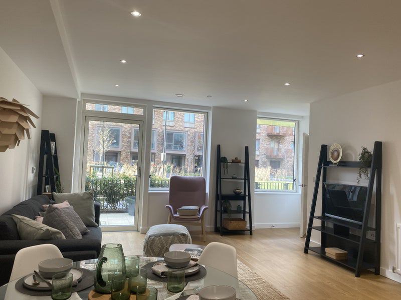 Flat Peto Mews in Greater London