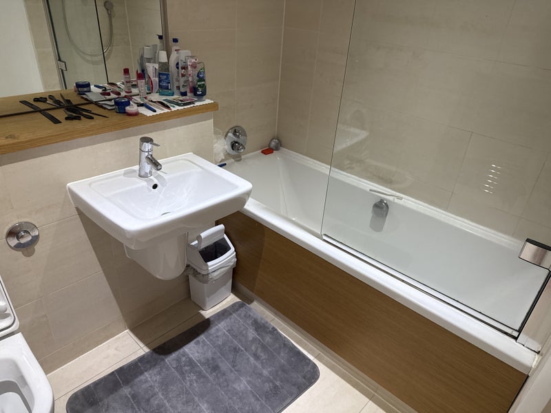 Room Kelso Place in Manchester