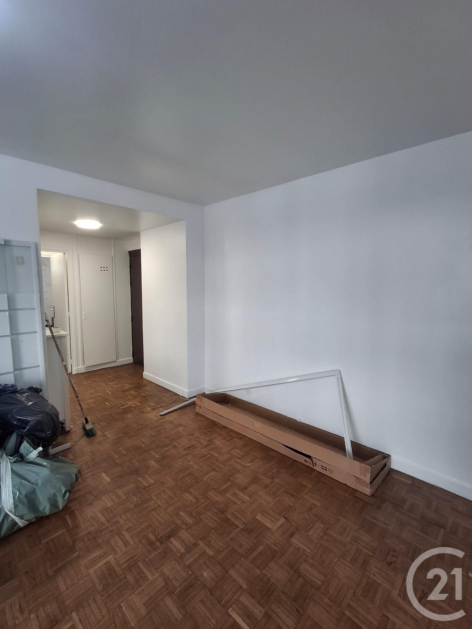 Flat Rue Gambetta in Rueil-Malmaison