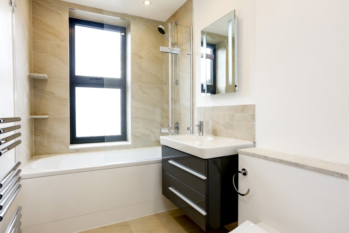 House Freshford Street in Greater London