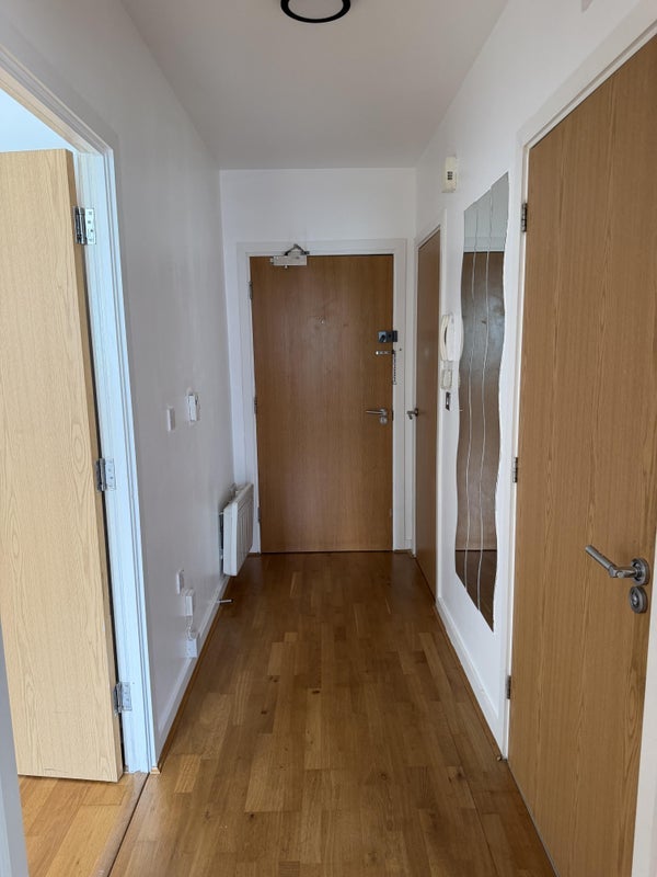 Flat Chalvey Road East in Slough