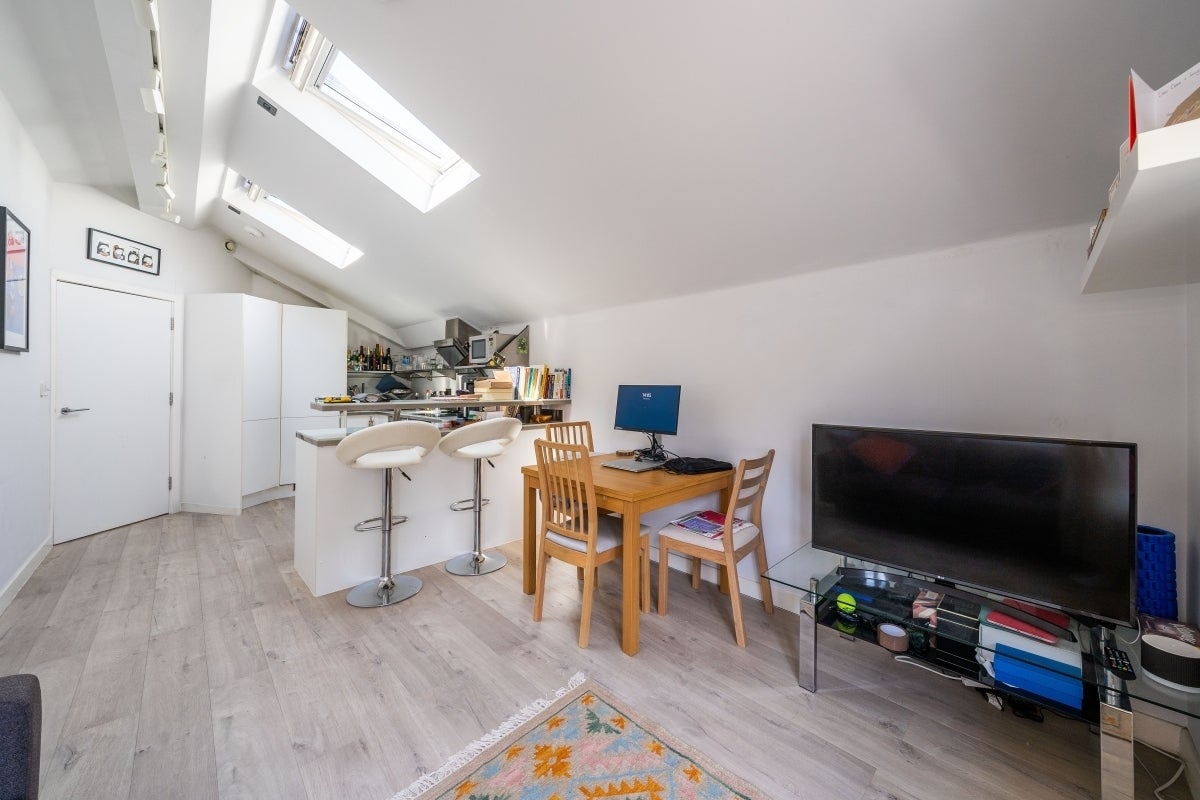 Flat Claylands Place in Greater London
