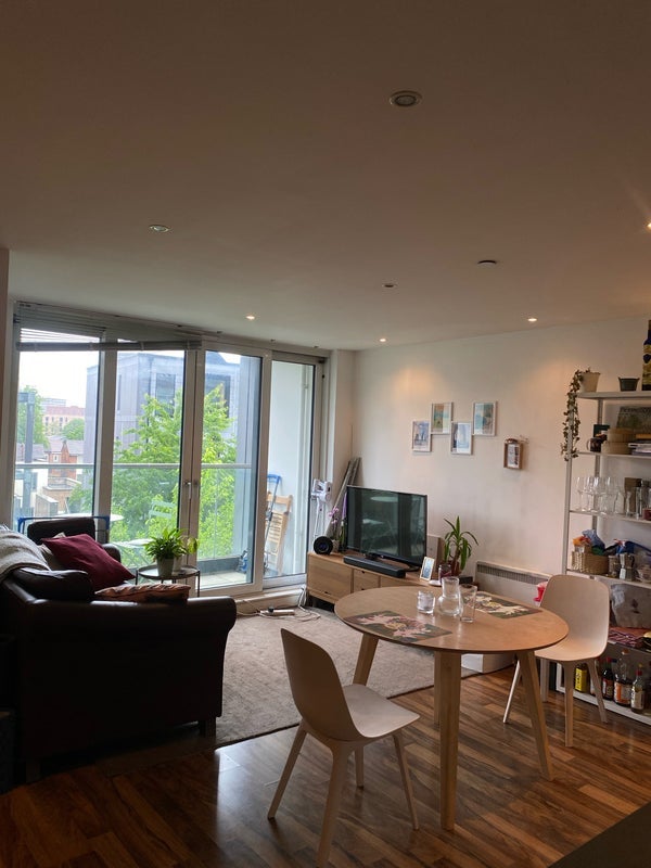 Room Munday Street in Manchester