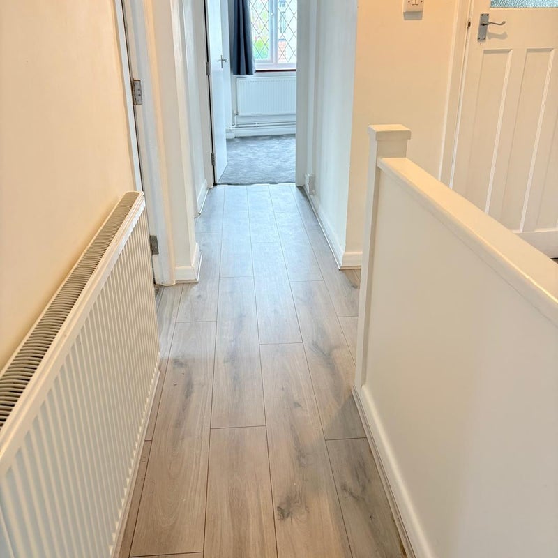 Room Coulsdon Road in Greater London