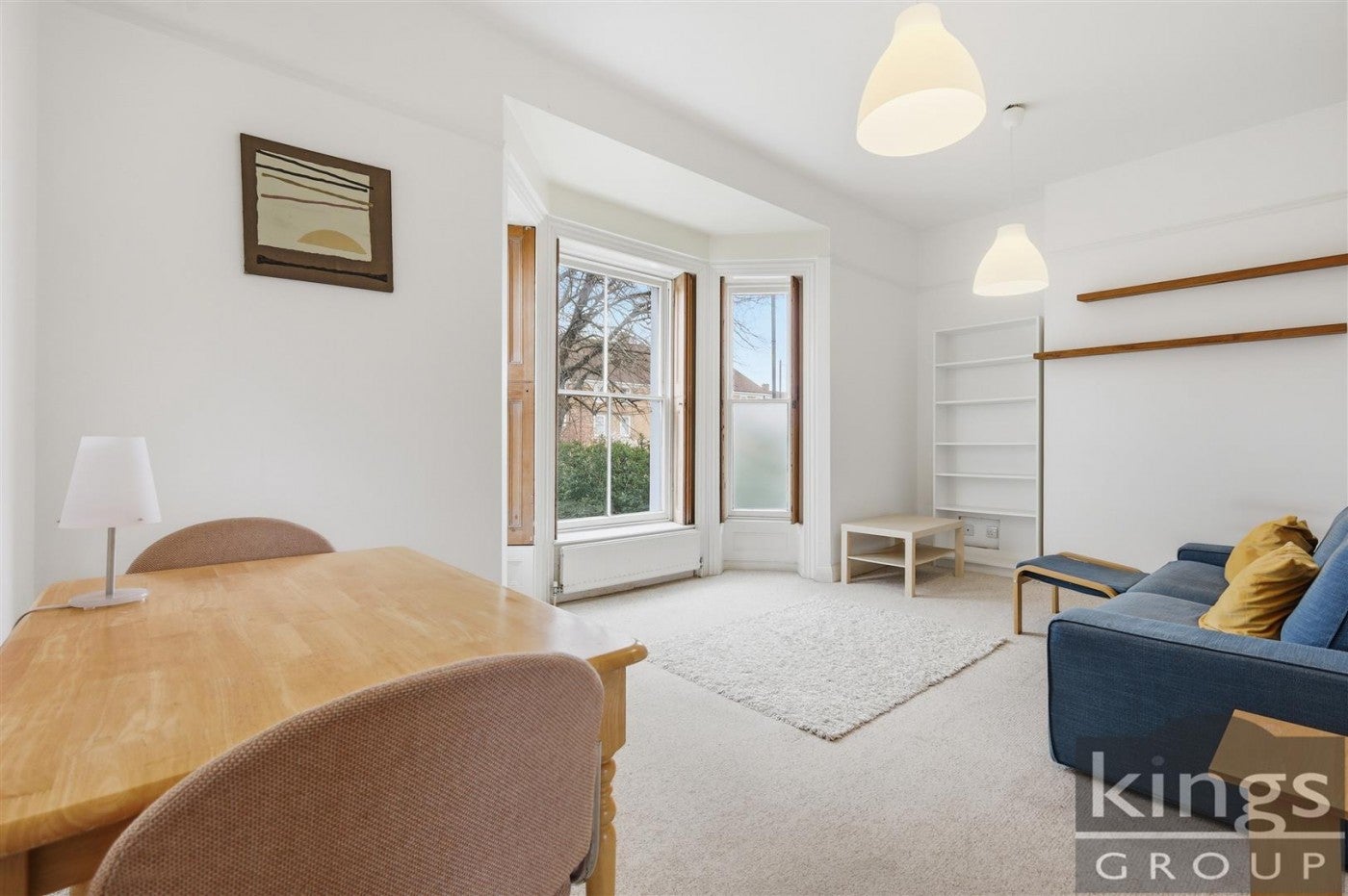 Flat Essex Road in Greater London